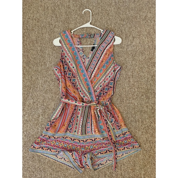 Multicolor Romper - Picture 1 of 2